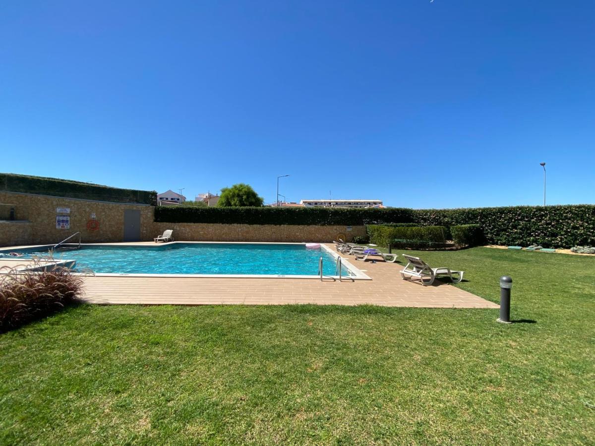 Albufeira Malpique Beach Apartment Kültér fotó
